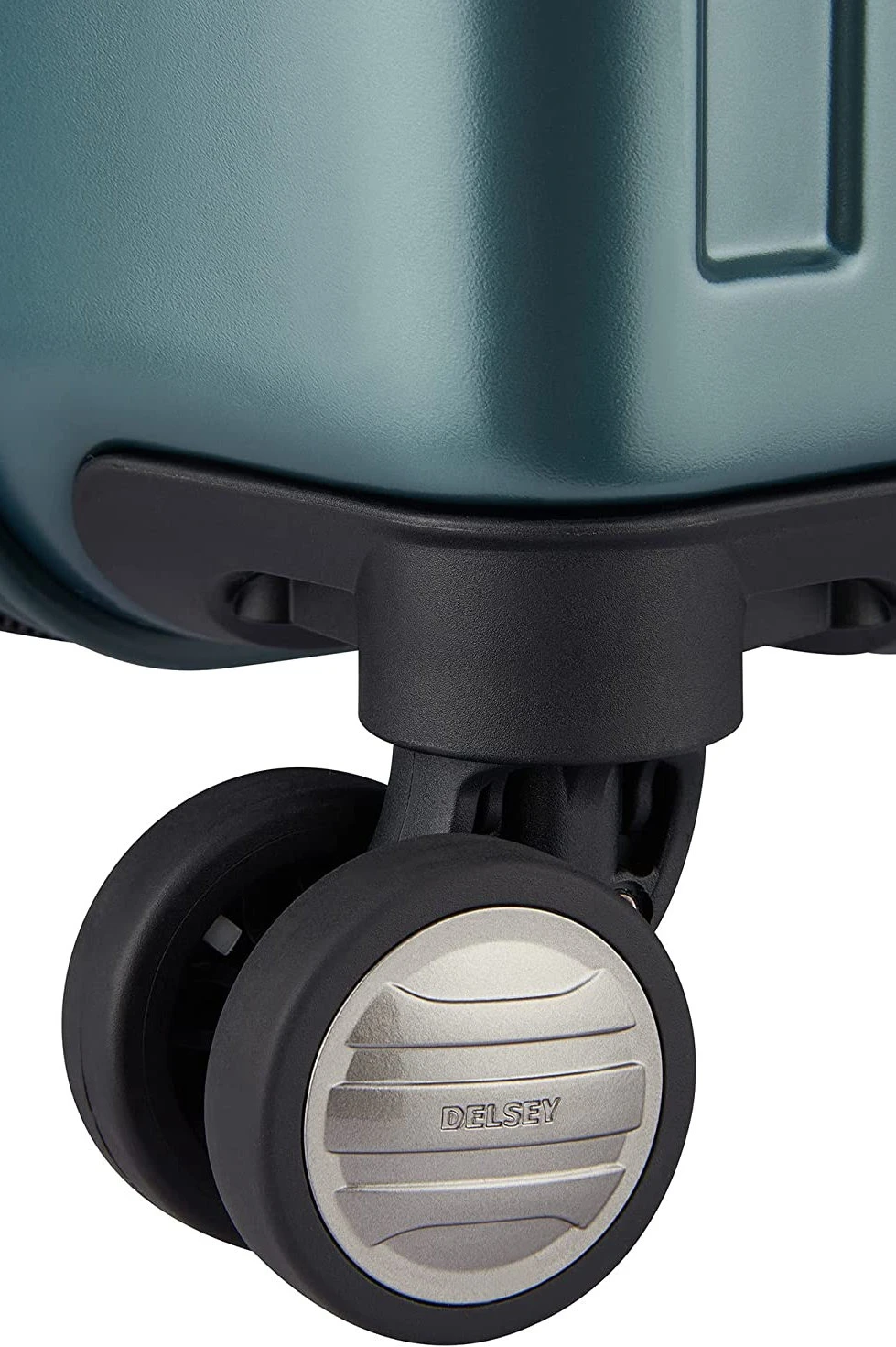 Delsey Helium Titanium 21" Exp. Spinner Carry-On 8 Delsey Helium Titanium 21" Exp. Spinner Carry-On - Image 8