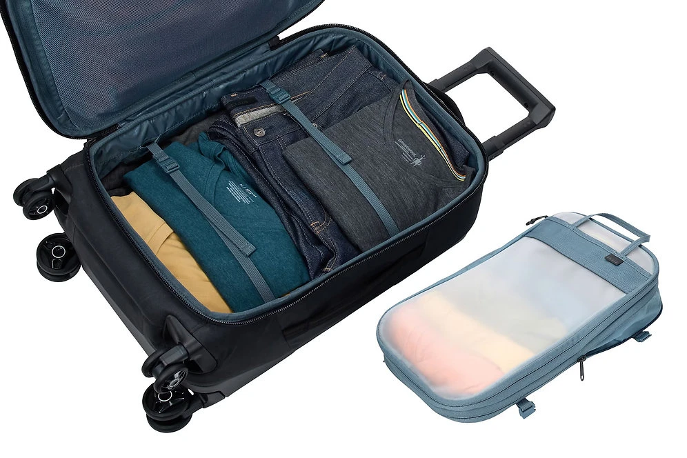 Thule Aion Carry On Spinner 11 Thule Aion Carry On Spinner - Image 11